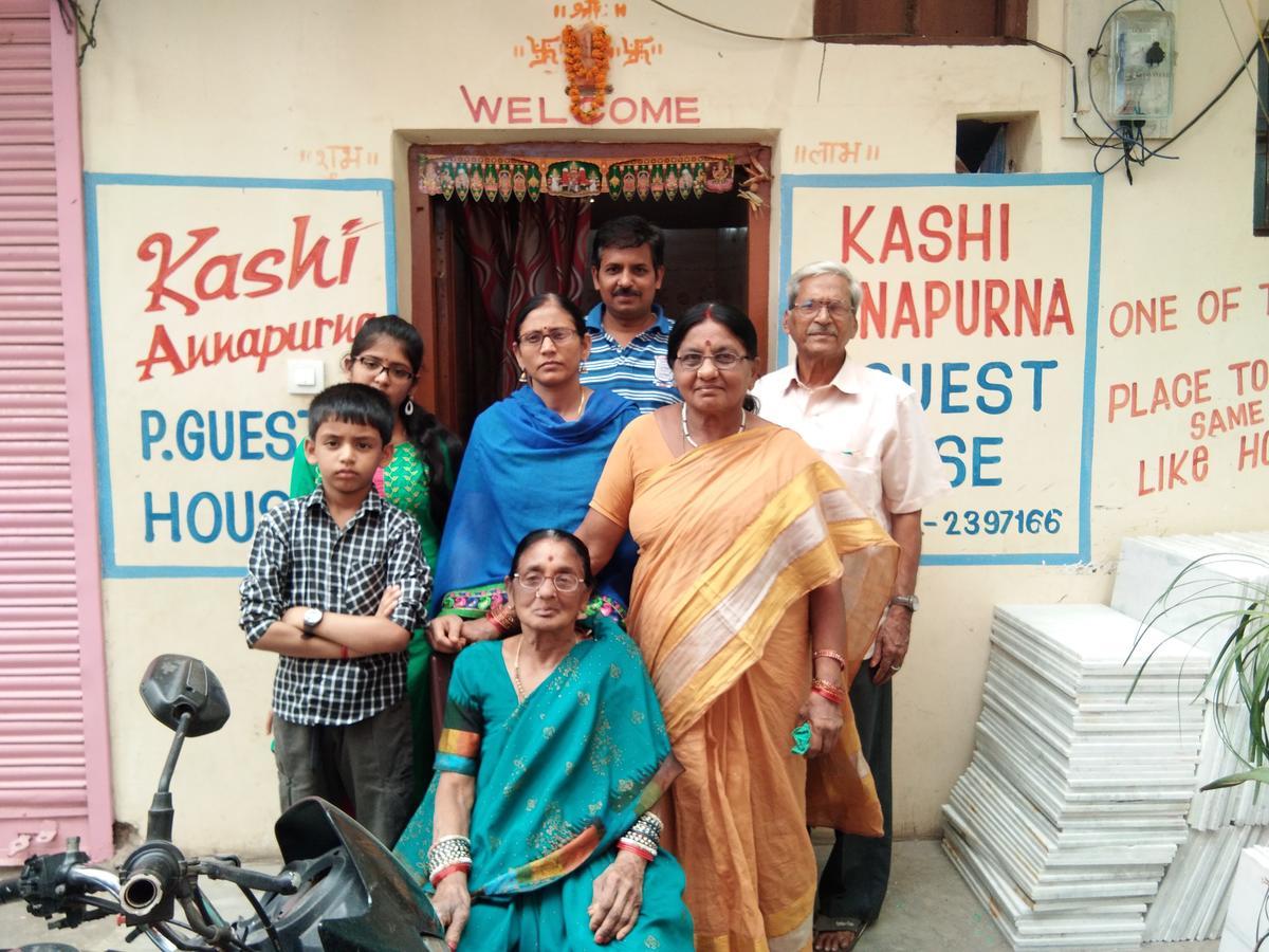 Kashi Annapurna Guest House Varanasi Esterno foto